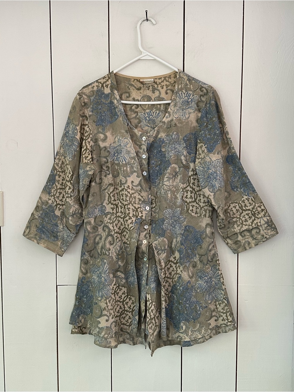 Habitat Beige and Blue Floral Button-Front Tunic